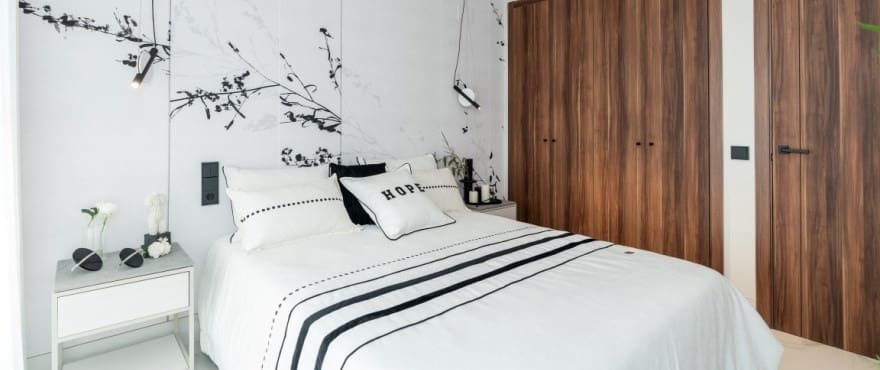 Apartamento de 4 habitaciones en San Pedro de Alcantara en venta con piscina garaje - 1.490.000 € (Ref: 8764759)