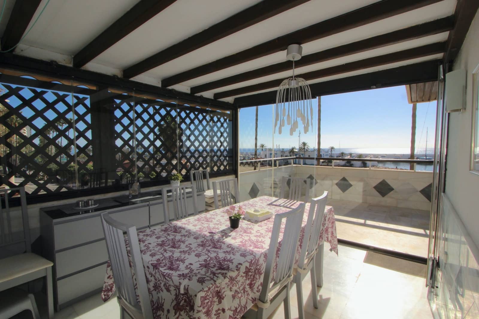 3 bedroom Apartment for sale in Marbella - € 1,200,000 (Ref: 8773290)