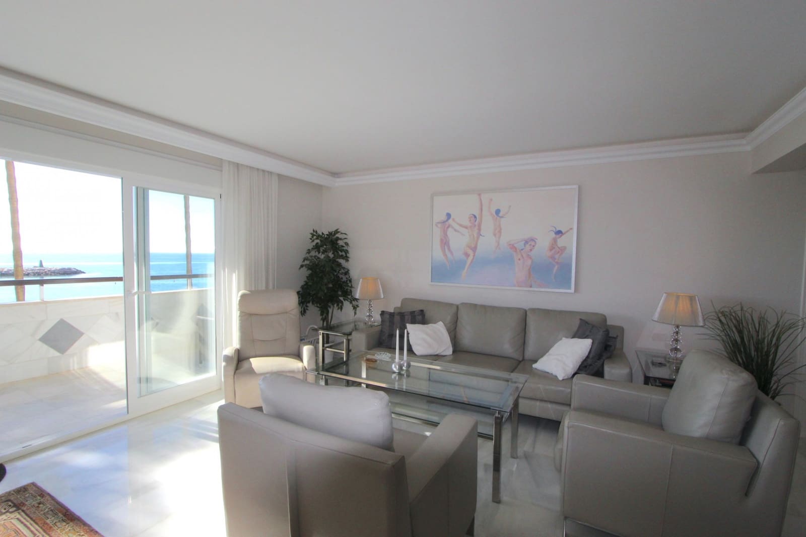 3 bedroom Apartment for sale in Marbella - € 1,200,000 (Ref: 8773290)