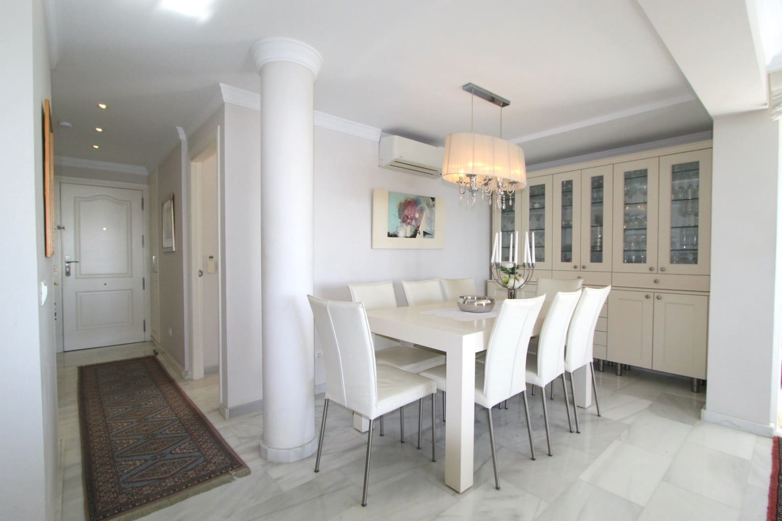 3 bedroom Apartment for sale in Marbella - € 1,200,000 (Ref: 8773290)