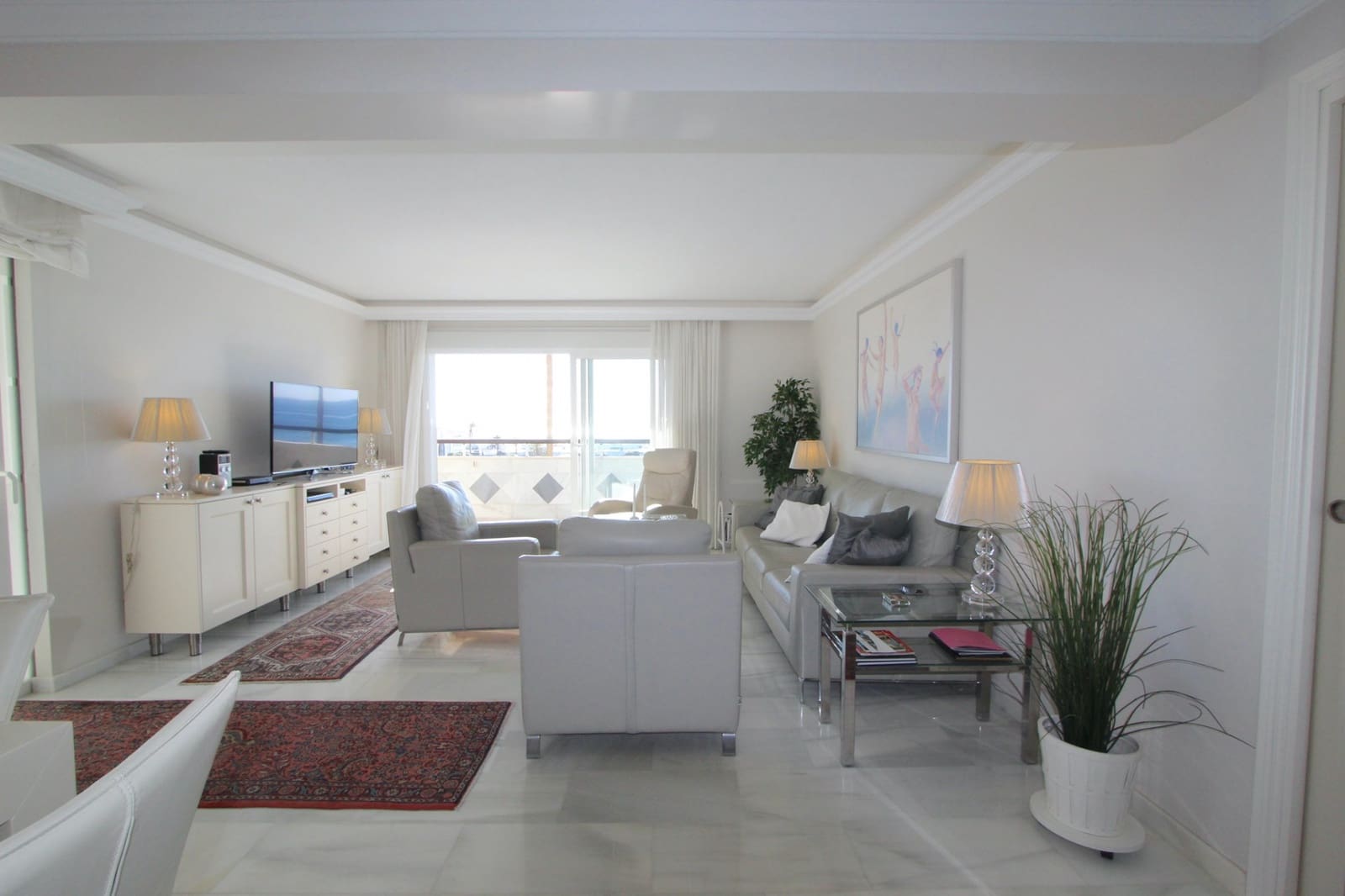 3 bedroom Apartment for sale in Marbella - € 1,200,000 (Ref: 8773290)