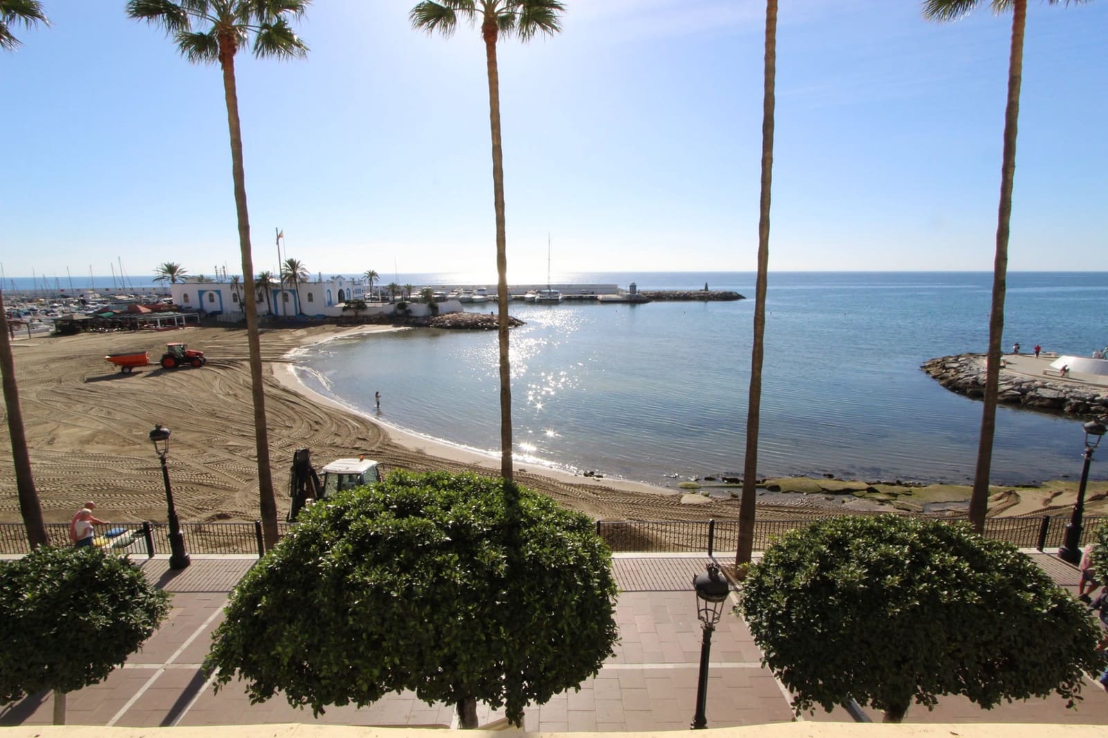 3 bedroom Apartment for sale in Marbella - € 1,200,000 (Ref: 8773290)
