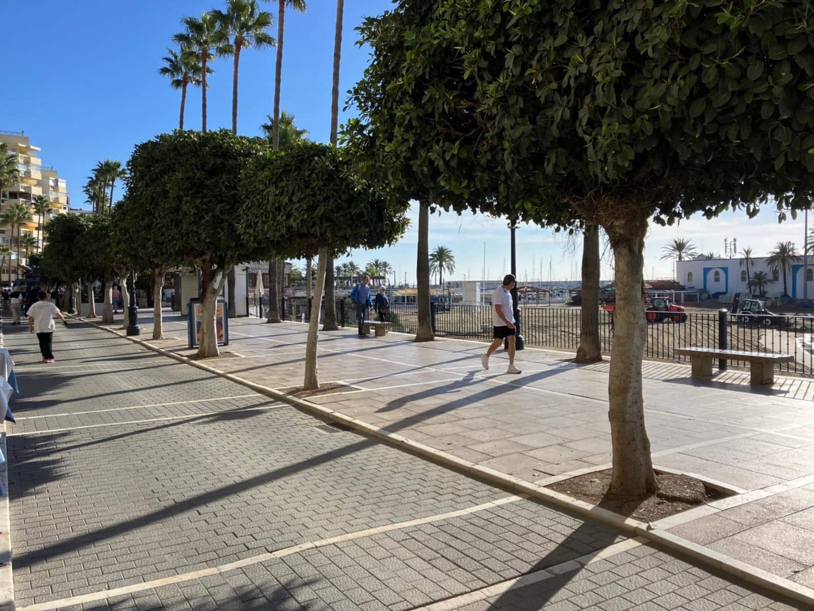 3 bedroom Apartment for sale in Marbella - € 1,200,000 (Ref: 8773290)