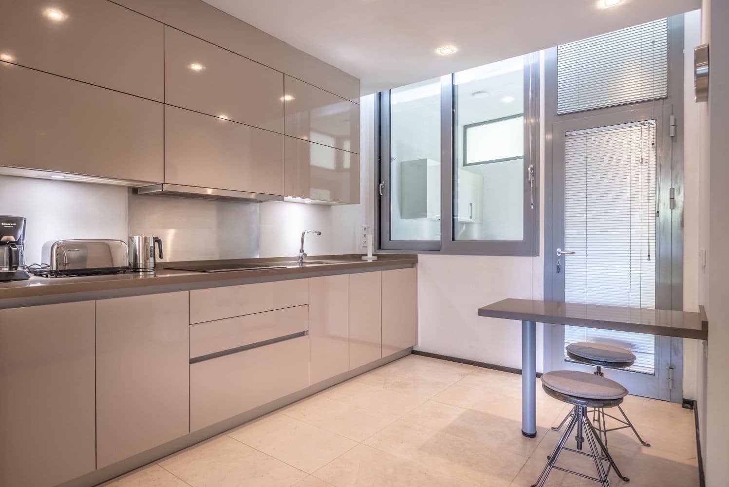2 soverom Hus til salgs i Marbella med svømmebasseng garasje - € 1 417 500 (Ref: 8776088)