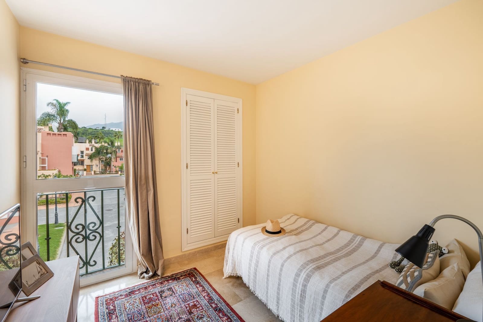 4 quarto Casa em Banda para venda em Marbella com piscina garagem - 525 000 € (Ref: 8776089)