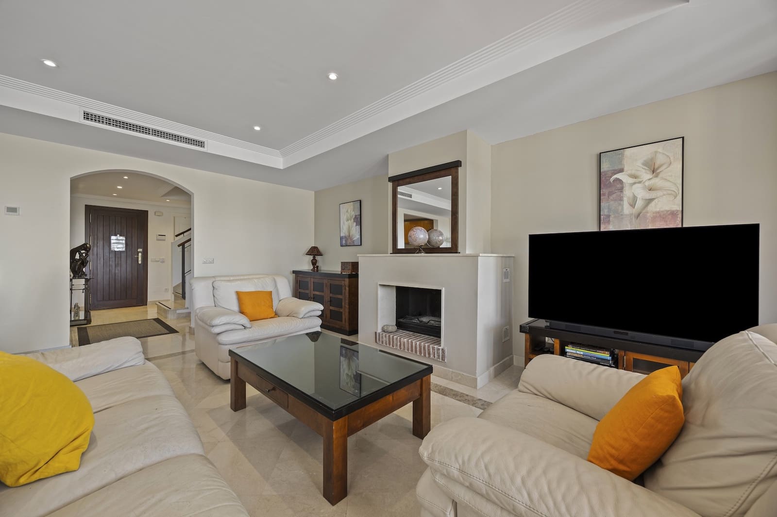 3 soveværelse Byhus til salg i Benahavis med swimmingpool garage - € 675.000 (Ref: 8778200)