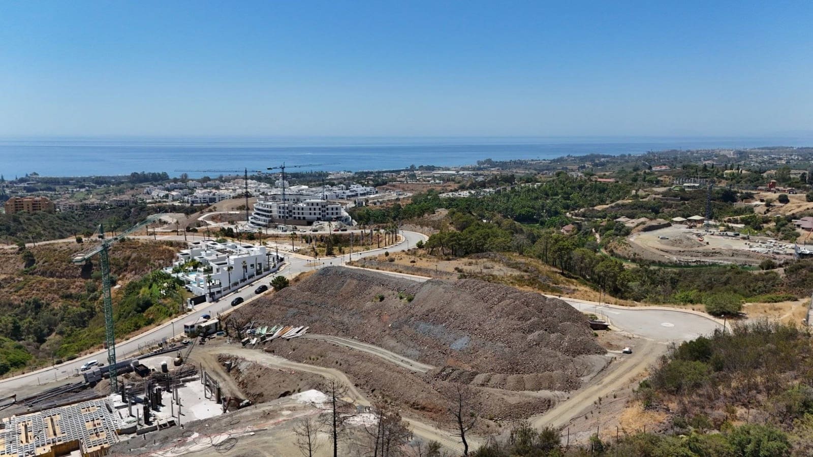 3 bedroom Apartment for sale in New Golden Mile with pool garage - € 1,258,290 (Ref: 8789224)