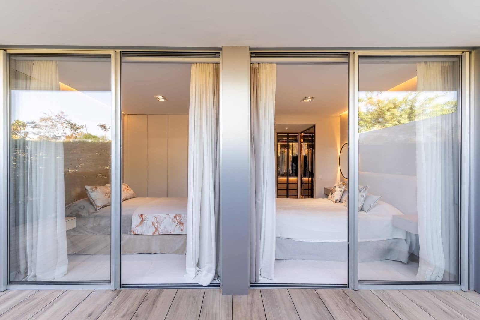 2 Zimmer Apartment zu verkaufen in Estepona mit Pool Garage - 1.095.000 € (Ref: 8798413)