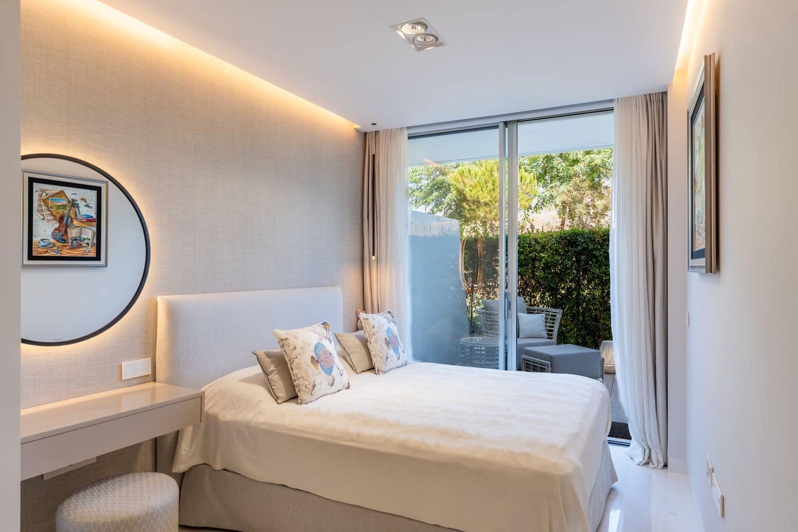 2 chambre Appartement à vendre à Estepona avec piscine garage - 1 095 000 € (Ref: 8798413)