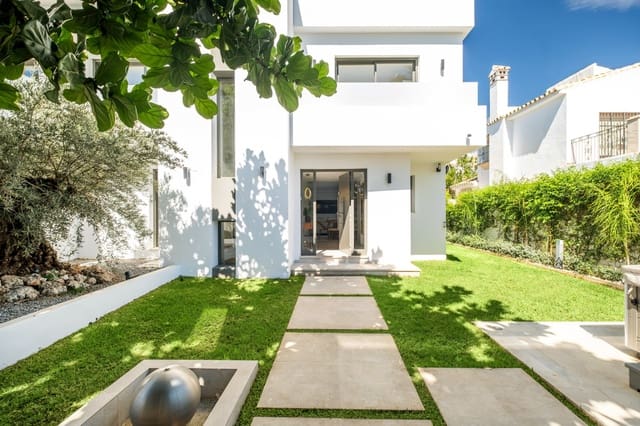 5 soverom Villa til salgs i Golden Mile, Marbella med svømmebasseng garasje - € 2 349 000 (Ref: 8809360)