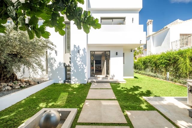 5 sypialnia Willa na sprzedaż w Golden Mile, Marbella z basenem garażem - 2 349 000 € (Ref: 8809360)