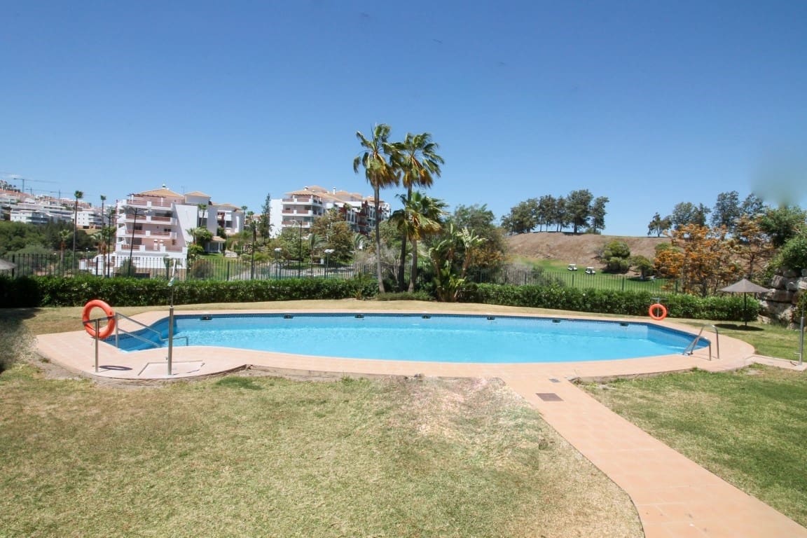 3 soveværelse Lejlighed til salg i Miraflores med swimmingpool garage - € 375.000 (Ref: 8849390)
