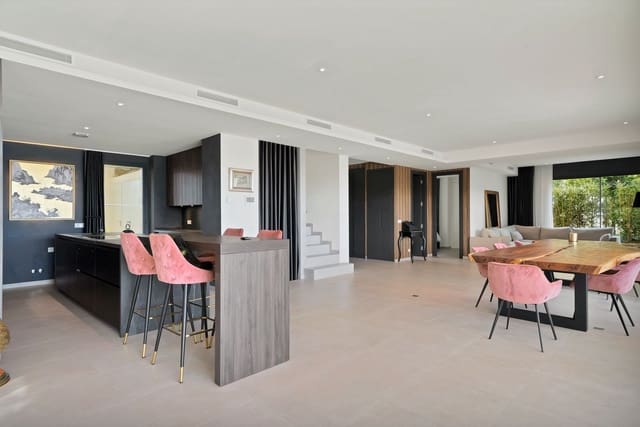 4 sovrum Villa till salu i Mijas Costa, Mijas med pool garage - 1 950 000 € (Ref: 8849392)