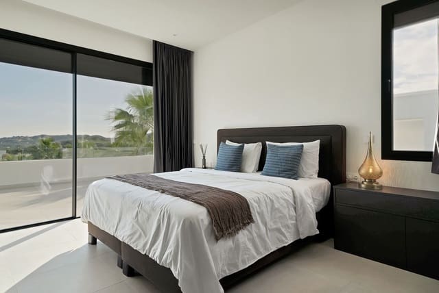 4 sovrum Villa till salu i Mijas Costa, Mijas med pool garage - 1 950 000 € (Ref: 8849392)