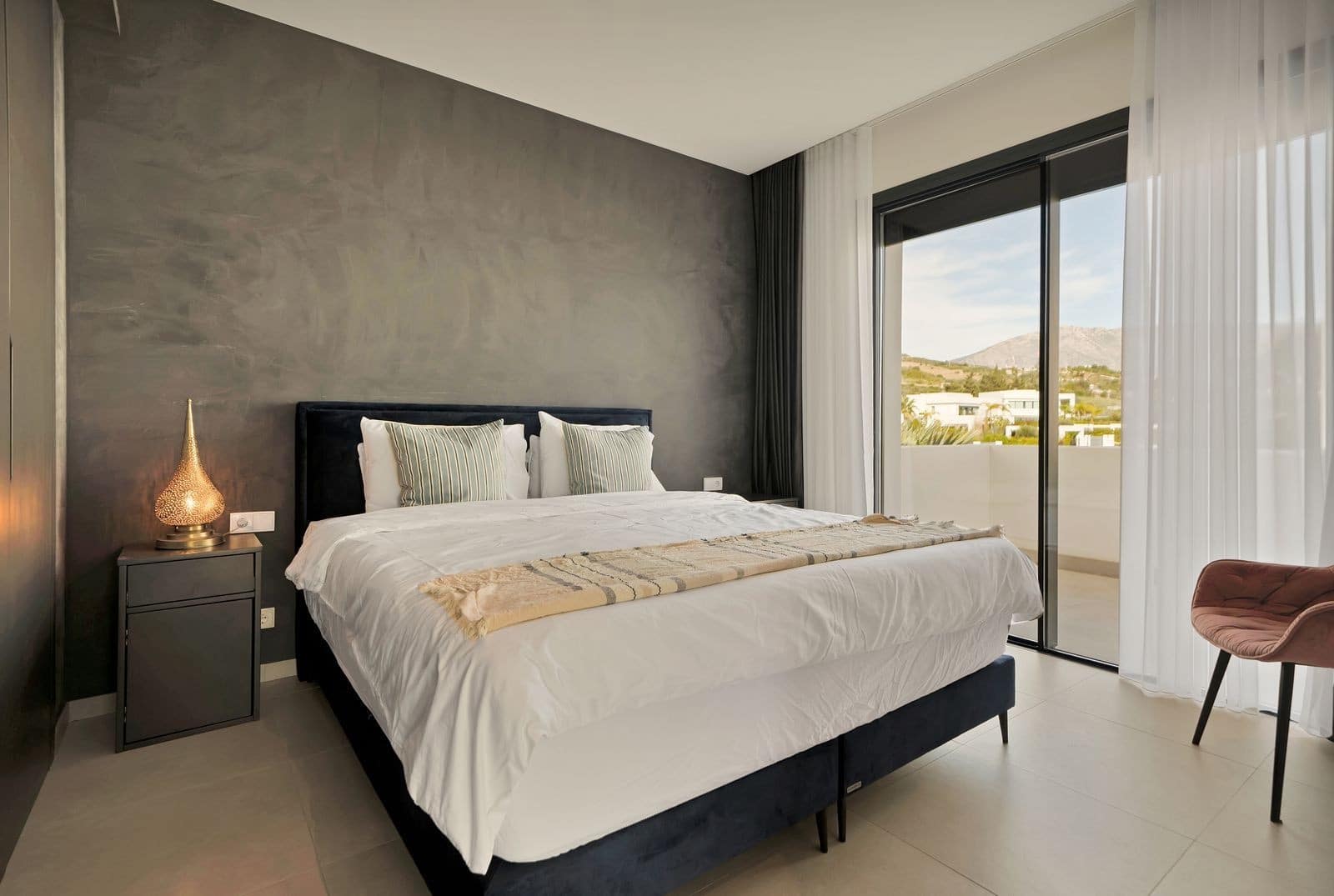 4 sovrum Villa till salu i Mijas Costa med pool garage - 1 950 000 € (Ref: 8849392)