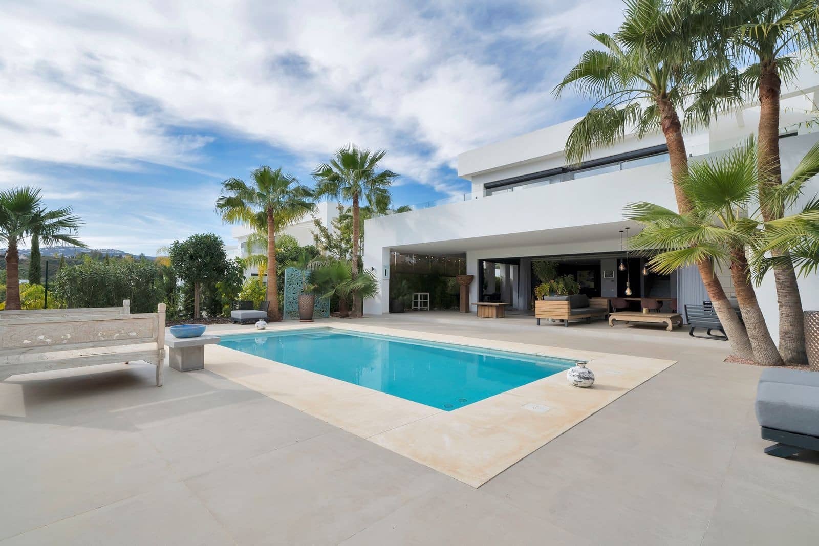 4 sovrum Villa till salu i Mijas Costa med pool garage - 1 950 000 € (Ref: 8849392)