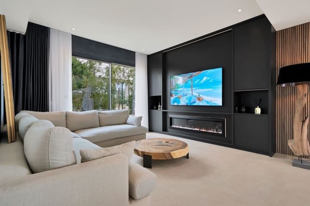 4 slaapkamer Villa te koop in Mijas Costa, Mijas met zwembad garage - € 1.950.000 (Ref: 8849392)