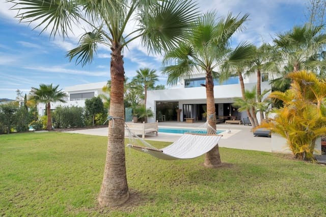 4 slaapkamer Villa te koop in Mijas Costa, Mijas met zwembad garage - € 1.950.000 (Ref: 8849392)