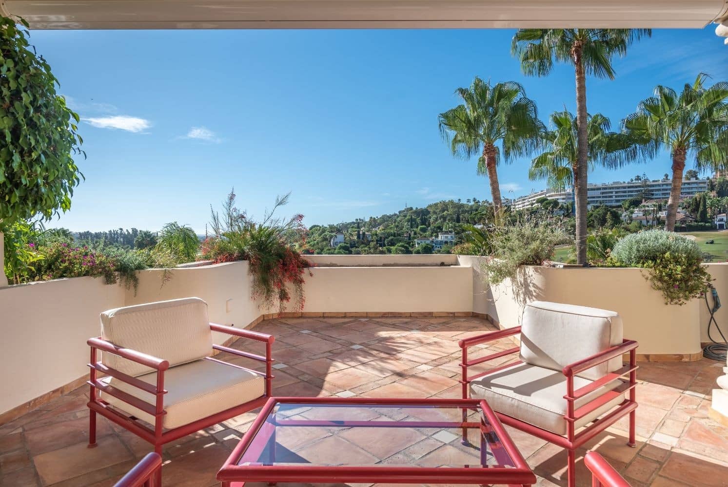 3 soveværelse Penthouse til salg i Marbella med swimmingpool garage - € 1.500.000 (Ref: 8849393)