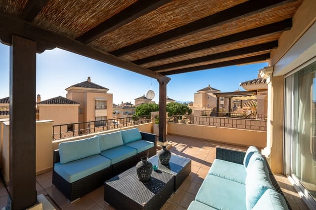 4 chambre Penthouse à vendre à Marbella avec piscine garage - 1 449 000 € (Ref: 8849394)