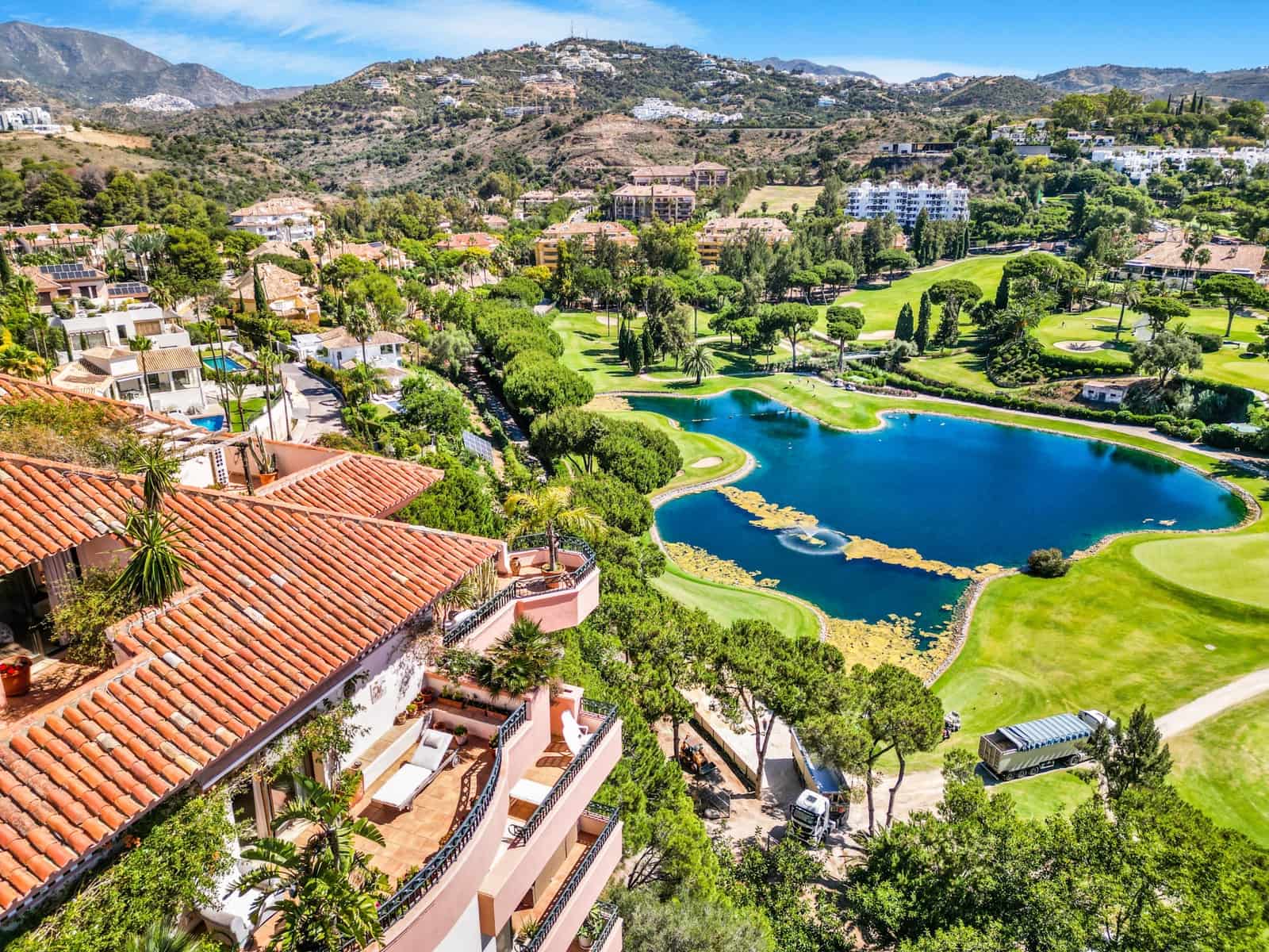 4 slaapkamer Penthouse te koop in Marbella met zwembad garage - € 2.490.000 (Ref: 8851356)