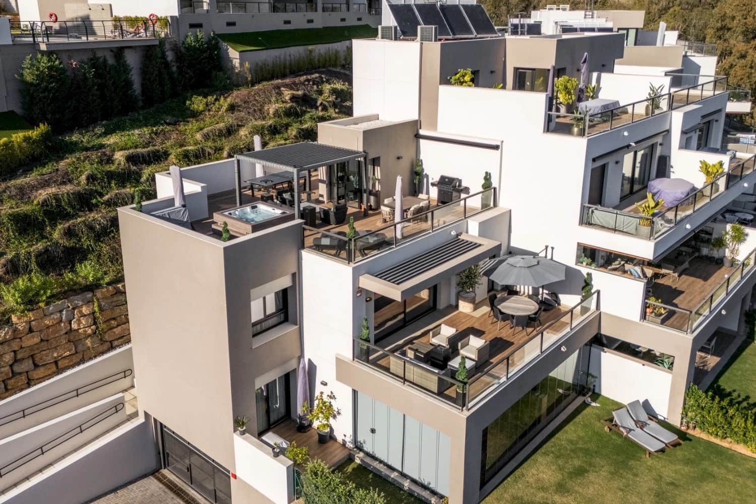 3 slaapkamer Penthouse te koop in Marbella met zwembad garage - € 995.000 (Ref: 8879678)