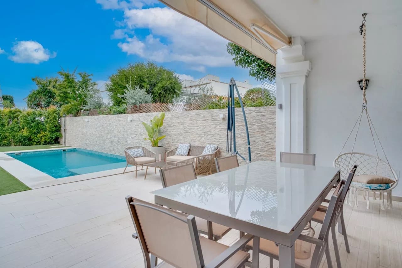 3 soveværelse Byhus til salg i San Pedro de Alcantara med swimmingpool garage - € 1.499.990 (Ref: 8879679)