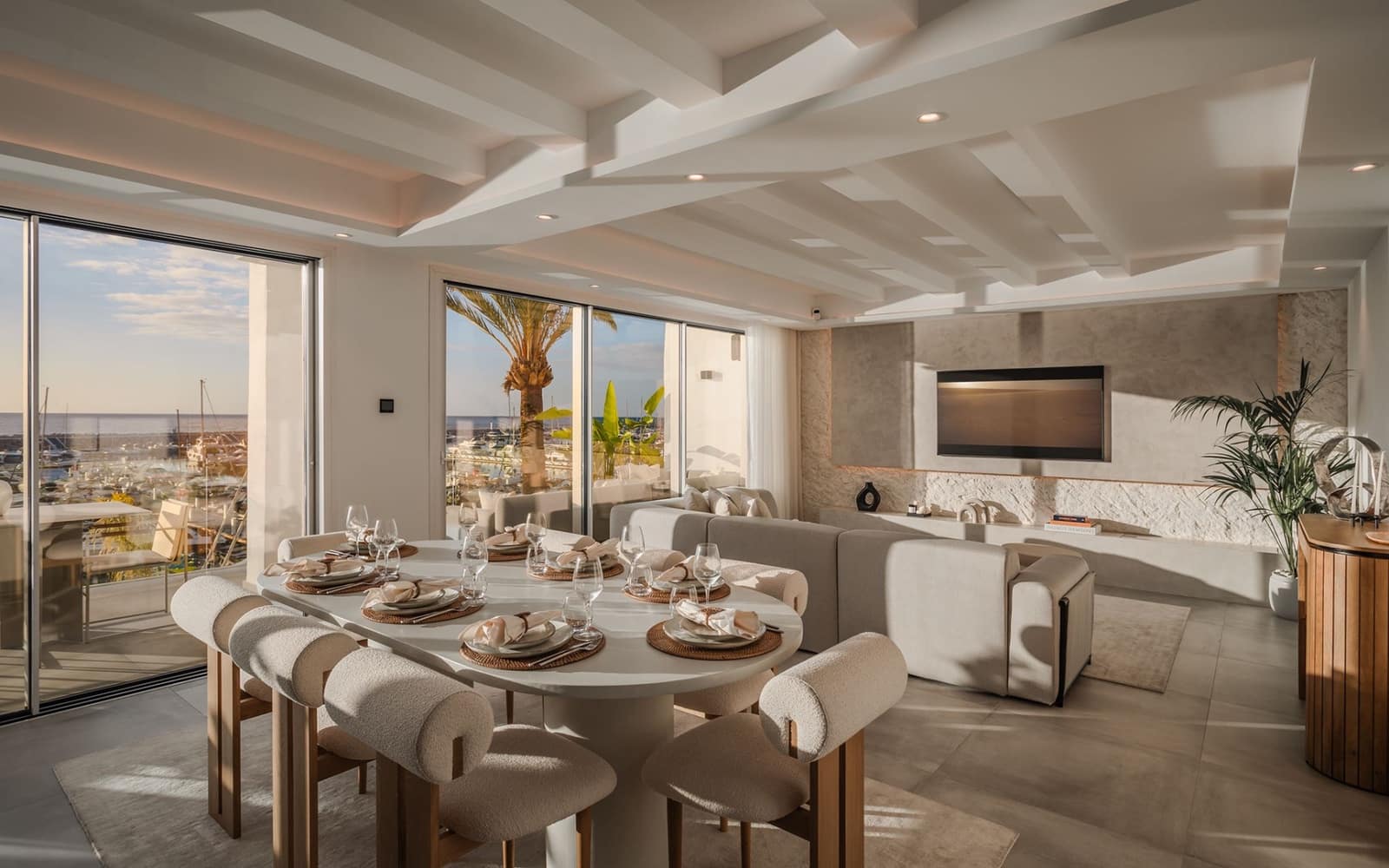 4 bedroom Penthouse for sale in Puerto Banus - € 3,750,000 (Ref: 8892877)