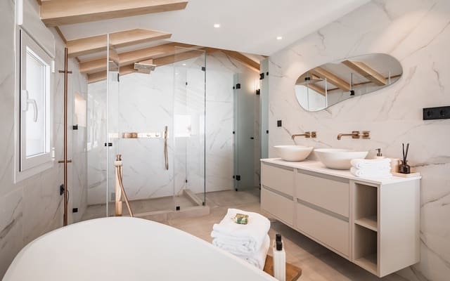 4 soveværelse Penthouse til salg i Puerto Banus, Marbella - € 3.750.000 (Ref: 8892877)