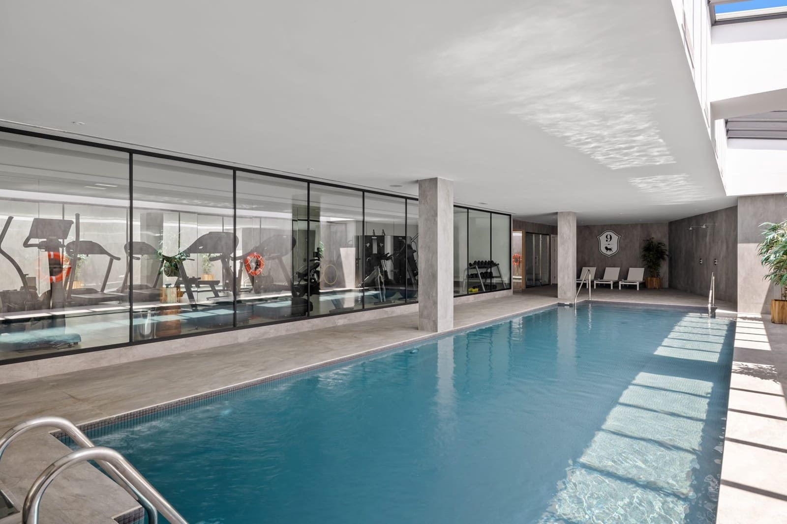 7 Zimmer Apartment zu verkaufen in Nueva Andalucia mit Pool Garage - 4.300.000 € (Ref: 8892878)