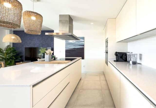 3 soverom Leilighet til salgs i La Concha - Resina Golf, Estepona med svømmebasseng garasje - € 549 000 (Ref: 8907324)