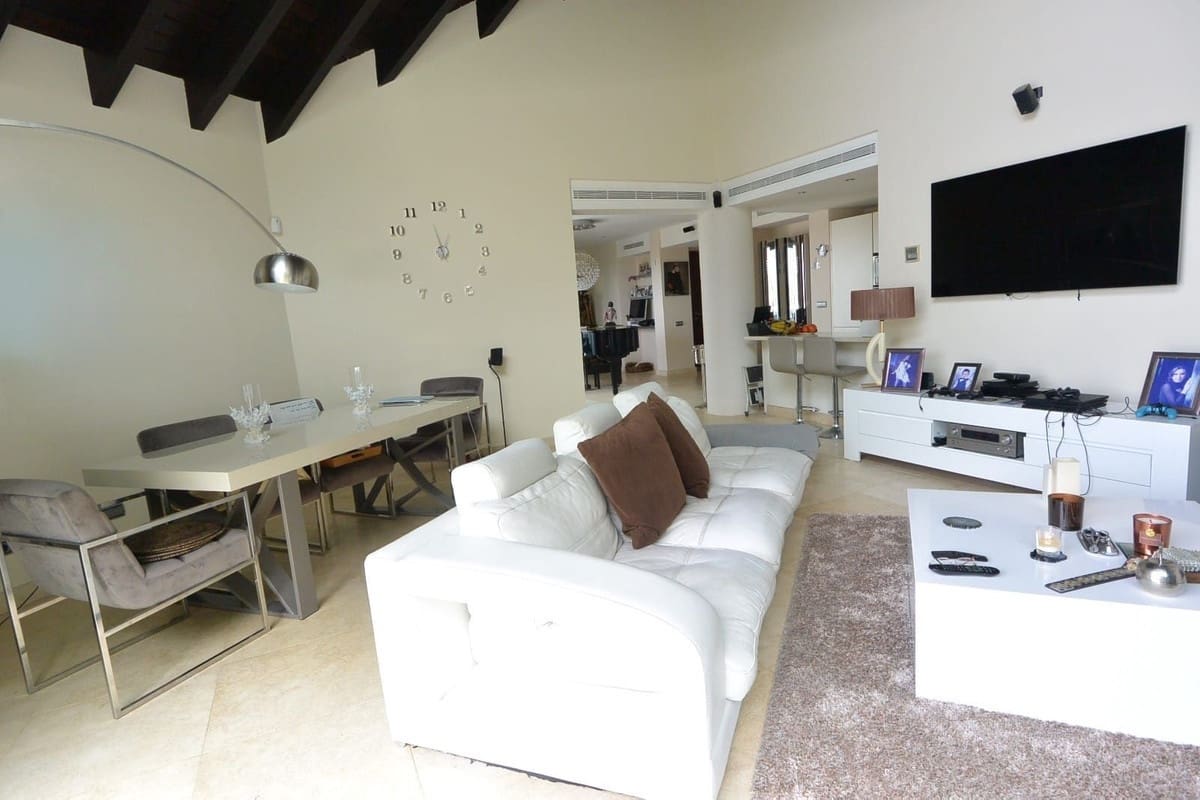 3 soveværelse Penthouse til salg i Los Flamingos med swimmingpool garage - € 1.075.000 (Ref: 8915138)