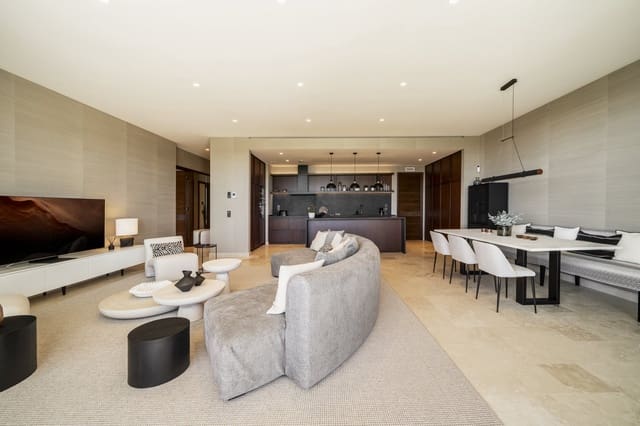 3 chambre Appartement à vendre à Casares avec piscine garage - 2 495 000 € (Ref: 8941467)