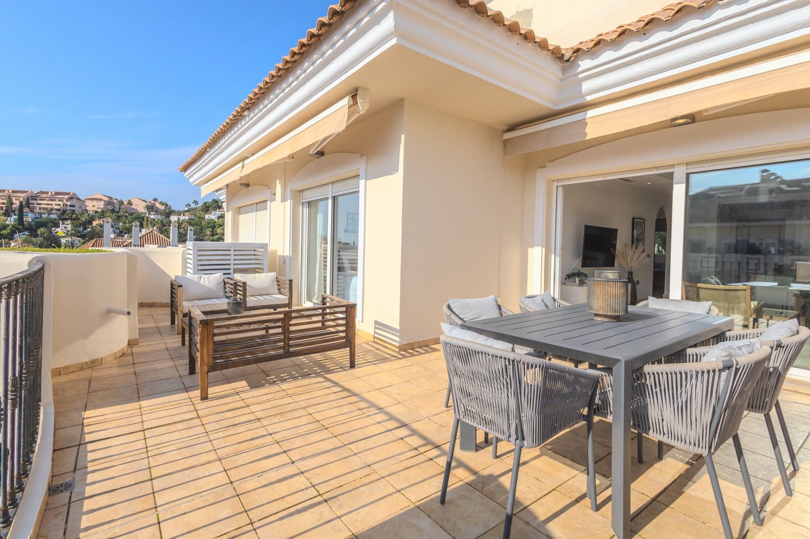 2 Zimmer Apartment zu verkaufen in Marbella mit Pool Garage - 520.000 € (Ref: 8941468)