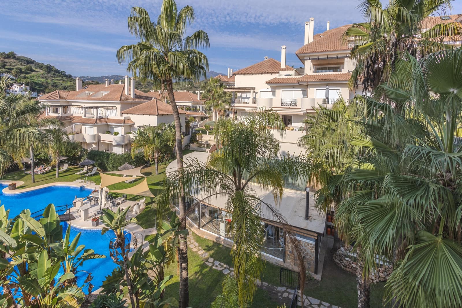 2 Zimmer Apartment zu verkaufen in Marbella mit Pool Garage - 520.000 € (Ref: 8941468)