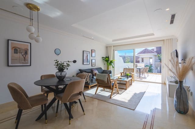 2 sypialnia Apartament na sprzedaż w Marbella z basenem garażem - 520 000 € (Ref: 8941468)