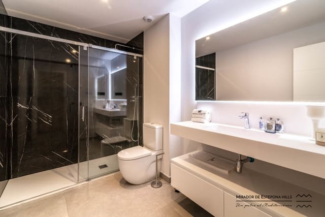 2 Zimmer Penthouse zu verkaufen in Altos de Estepona, Estepona mit Pool Garage - 871.442 € (Ref: 8941477)