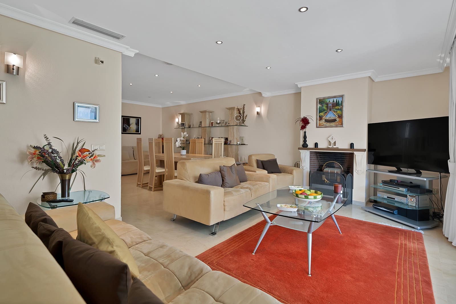 2 soveværelse Lejlighed til salg i New Golden Mile med swimmingpool garage - € 649.000 (Ref: 8954345)