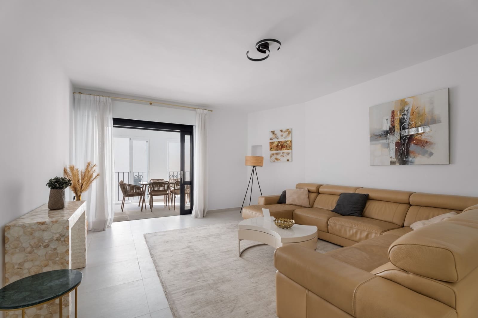 3 bedroom Apartment for sale in Puerto Banus - € 750,000 (Ref: 8976149)