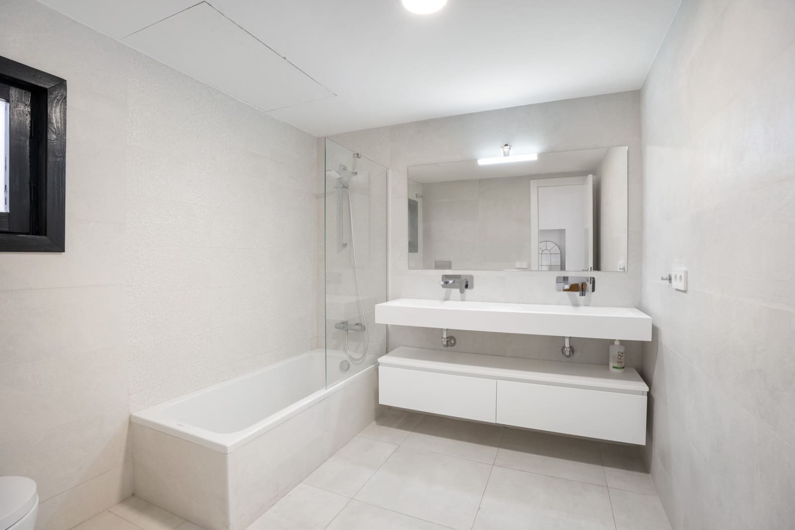 3 bedroom Apartment for sale in Puerto Banus - € 750,000 (Ref: 8976149)