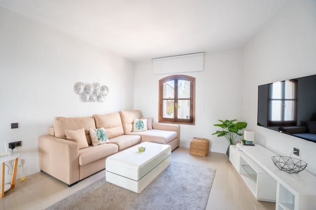 2 soveværelse Lejlighed til salg i Puerto Banus, Marbella med garage - € 595.000 (Ref: 8979130)