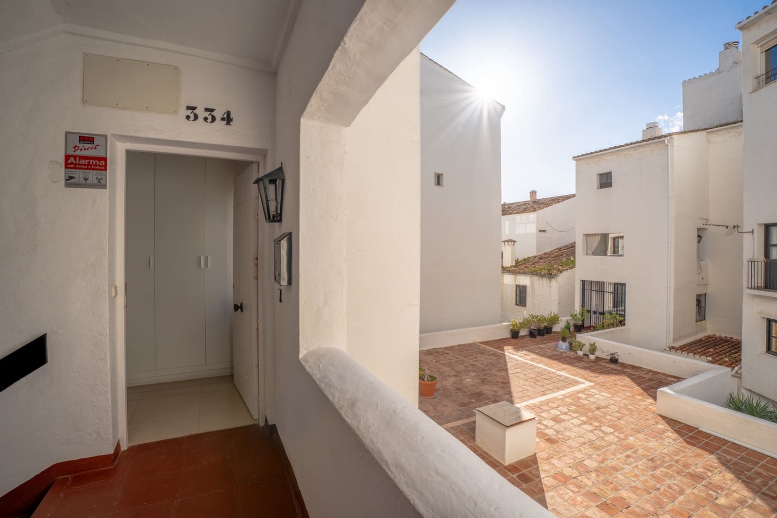 2 soveværelse Lejlighed til salg i Puerto Banus med garage - € 595.000 (Ref: 8979130)