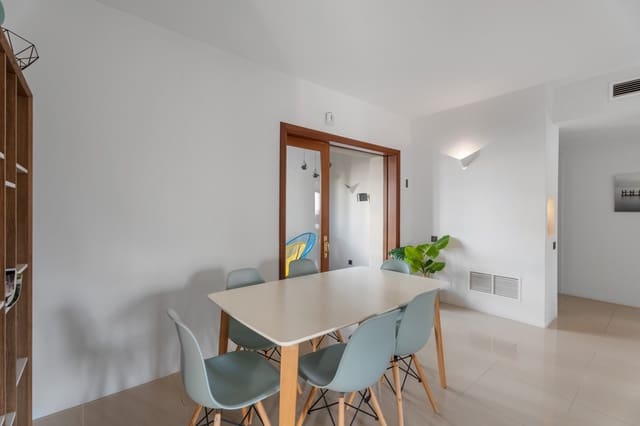 2 soveværelse Lejlighed til salg i Puerto Banus, Marbella med garage - € 595.000 (Ref: 8979130)