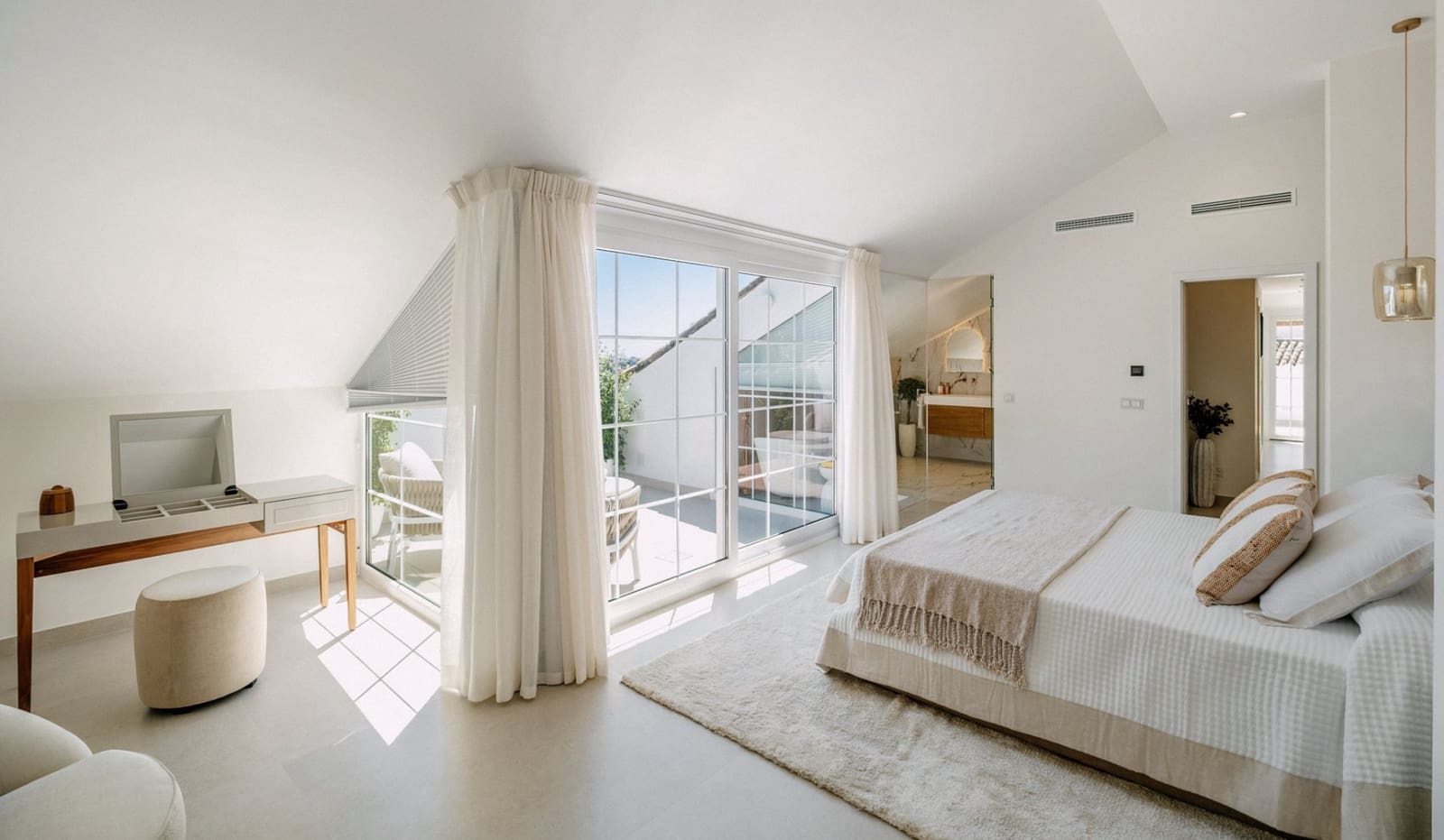 5 soveværelse Penthouse til salg i Marbella med swimmingpool garage - € 1.995.000 (Ref: 8992265)