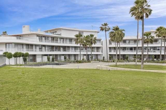 3 sypialnia Apartament na sprzedaż w New Golden Mile, Estepona z basenem garażem - 1 390 000 € (Ref: 9004743)