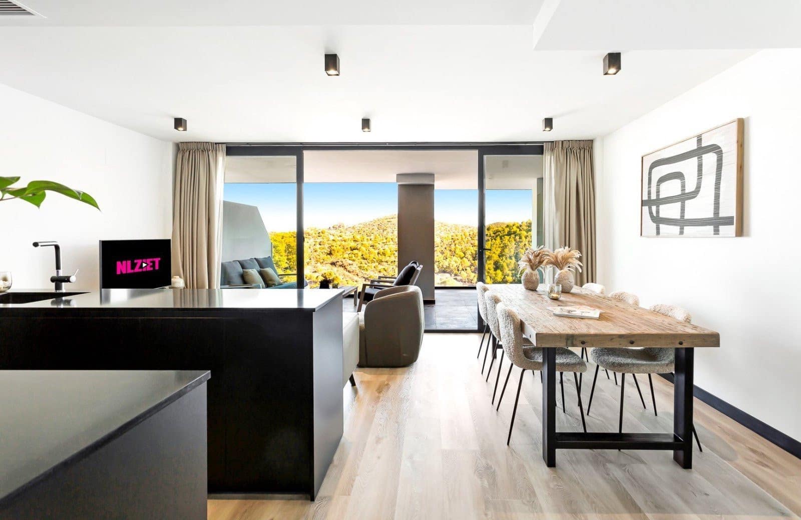 Apartamento de 2 habitaciones en Mijas Costa en venta con piscina garaje - 339.000 € (Ref: 9007792)