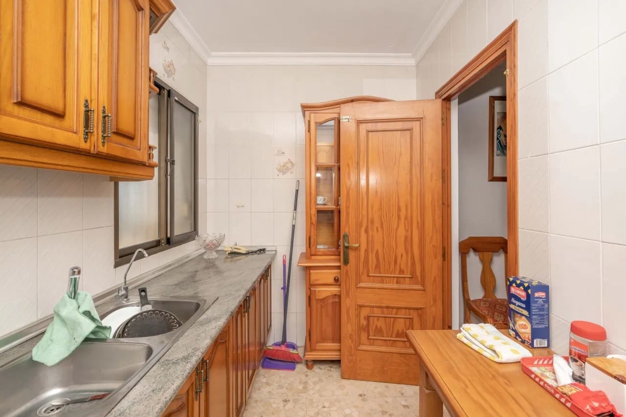 4 soveværelse Byhus til salg i Estepona - € 710.000 (Ref: 9018287)