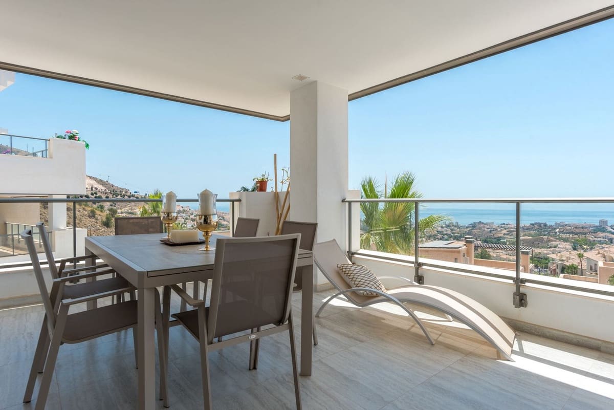 Apartamento de 3 habitaciones en Benalmádena en venta con piscina garaje - 685.000 € (Ref: 9036451)