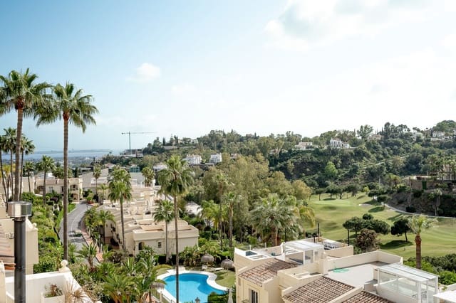 2 slaapkamer Penthouse te koop in Benahavís met zwembad garage - € 649.900 (Ref: 9048758)