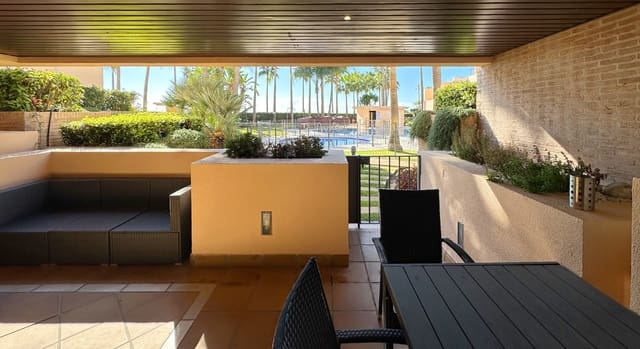 2 Zimmer Apartment zu verkaufen in Estepona mit Pool Garage - 630.000 € (Ref: 9065173)